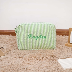 Personalized Seersucker Cosmetic Bag, Monogrammed Toiletry Bag, Bridal Gift, Bridesmaid Proposal Gift, Bridesmaid Makeup Bag, Cosmetic Pouch Green