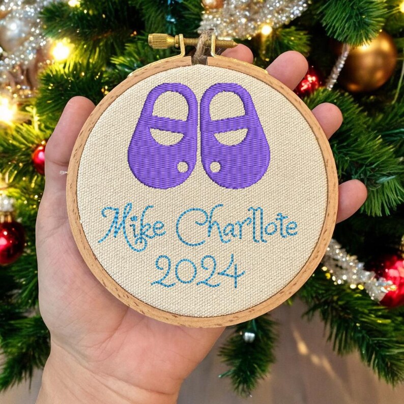 Embroidered 2024 Personalized Newborn Baby Christmas Ornament, 1st