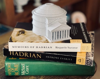 Roman Pantheon Replica Statue