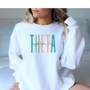 Felpa della confraternita Kappa Alpha Theta, camicia theta con licenza confraternita, regalo per la sorella della confraternita, regalo per la corsa della confraternita, grande regalo lil
