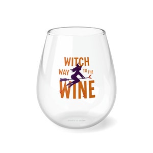 Halloween wine glass, Witch way to the wine, funny Halloween glass, Spooky Season, gift for friend, Halloween party decor