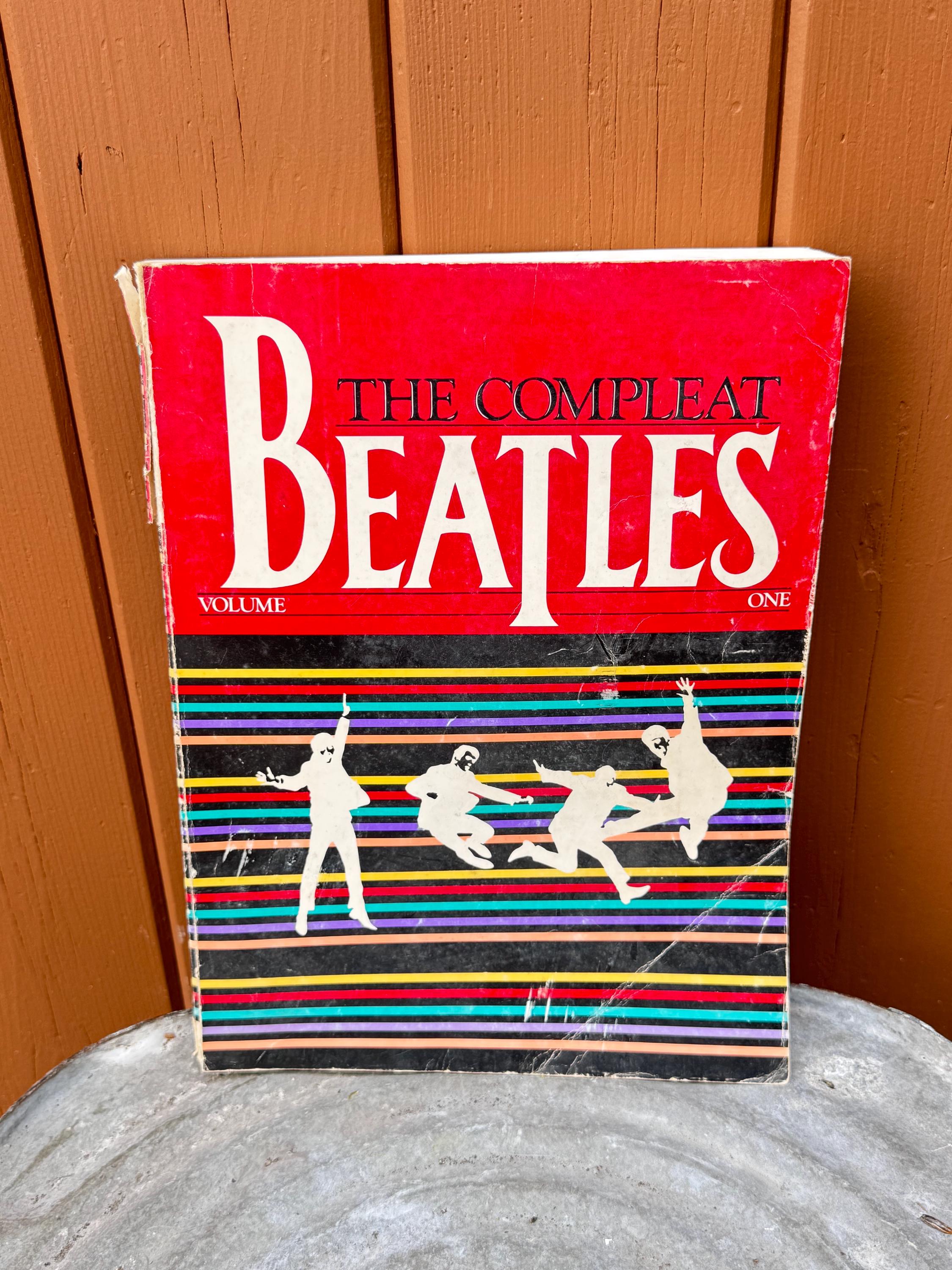 ミュージック Beatles The Compleat Beatles (VHS Amazon.com: The Compleat Beatles [VHS] : Movies & TV