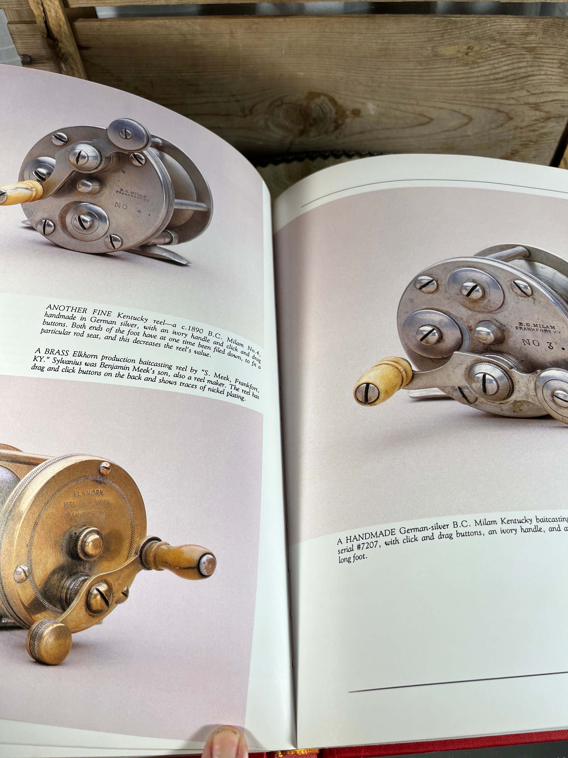洋書　antique fishing tackle アンティーク釣り具　Silvio calabi シルヴィオ・カラヴィ　釣り　資料　コレクター　オールドタックル The Collector's Guide to Antique Fishing Tackle Hardcover