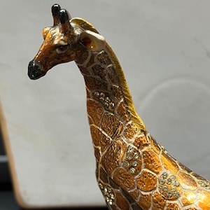 Giraffe Animal African Figurine Vintage   Trinket Dish Lidded Ring Keepsake Box Jewellery