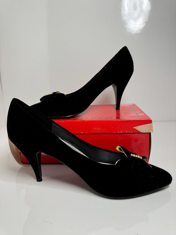 Black Velvet With Attached Bow Gold Trim and Rhinestones Black Velvet With Attached Bow Gold Trim and Rhinestones