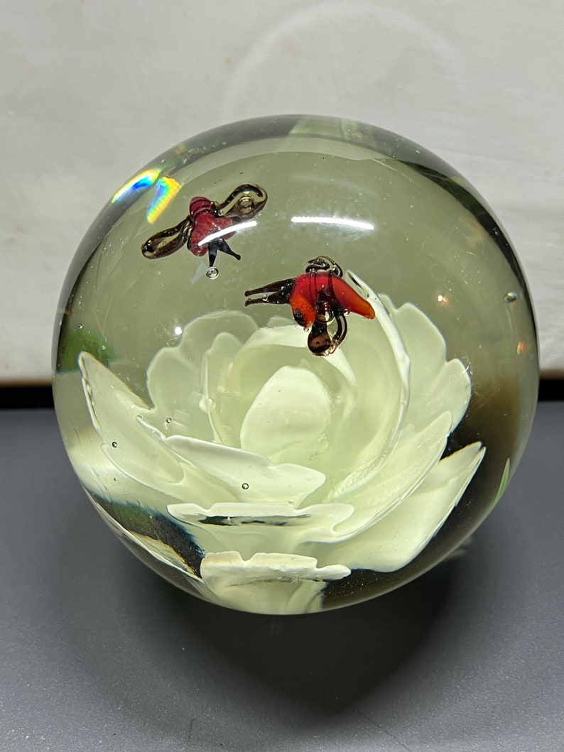 Paperweight Murano Glass Insect and Flower Paper Weight Bugs Flower ...