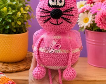 Runde Bauchkatze