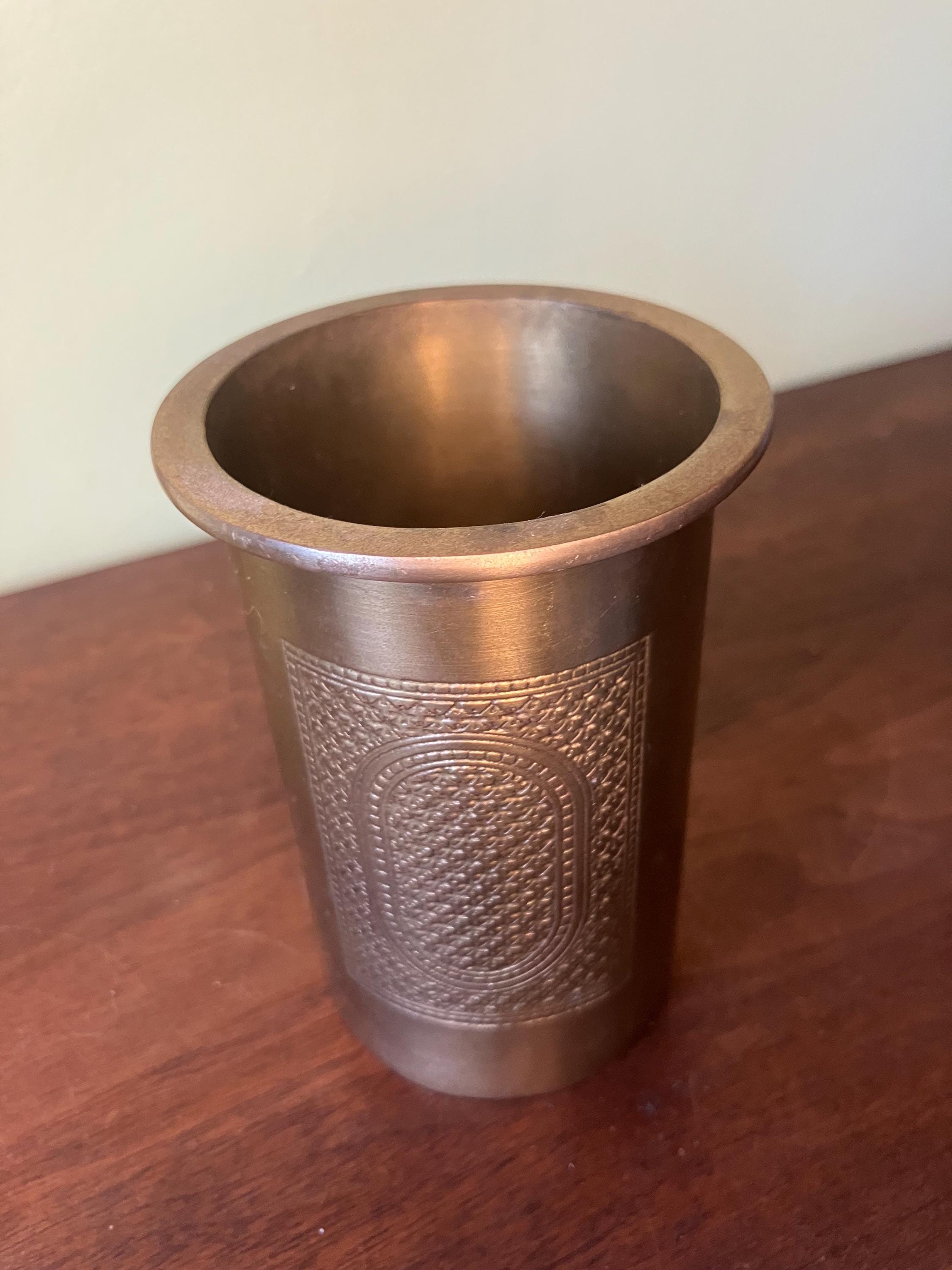 ヴィンテージの真鍮製円筒形容器 - Etsy 日本