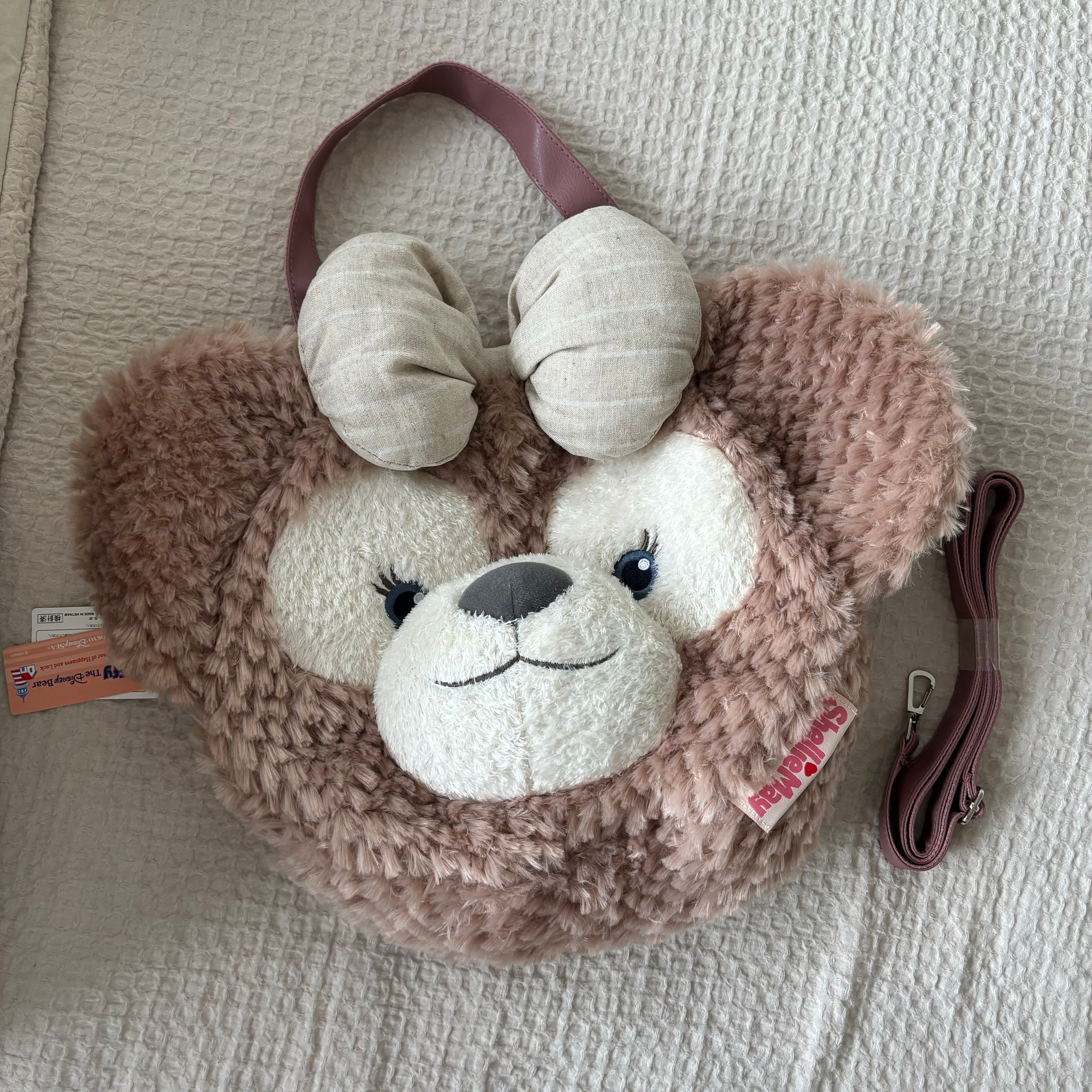 Shellie May Duffy Sling Bag BNWT Shellie May Sling Bag, Hobbies