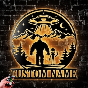 Personalized Bigfoot And Alien Under UFO Metal Decor With Led Light Alien Metal Sign Decoration For Living Room Alien Abduction UFO Gift