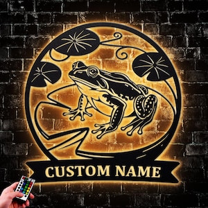 Personalized Frog Metal Wall Art LED Light Frog Name Sign, Frog lover, Frog Metal Wall Art Frog Décor Pond Decor Lake House Sign Garden Deco