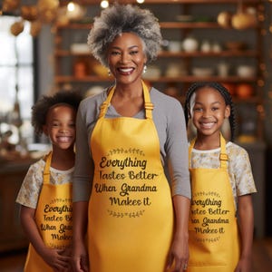 Gelbe Oma Geschenk Schürze Geschenk für Oma Personalisierte Kochschürze Geschenk für Nana Schürze Muttertagsgeschenk für Nana Einzigartige Schürze Geschenk