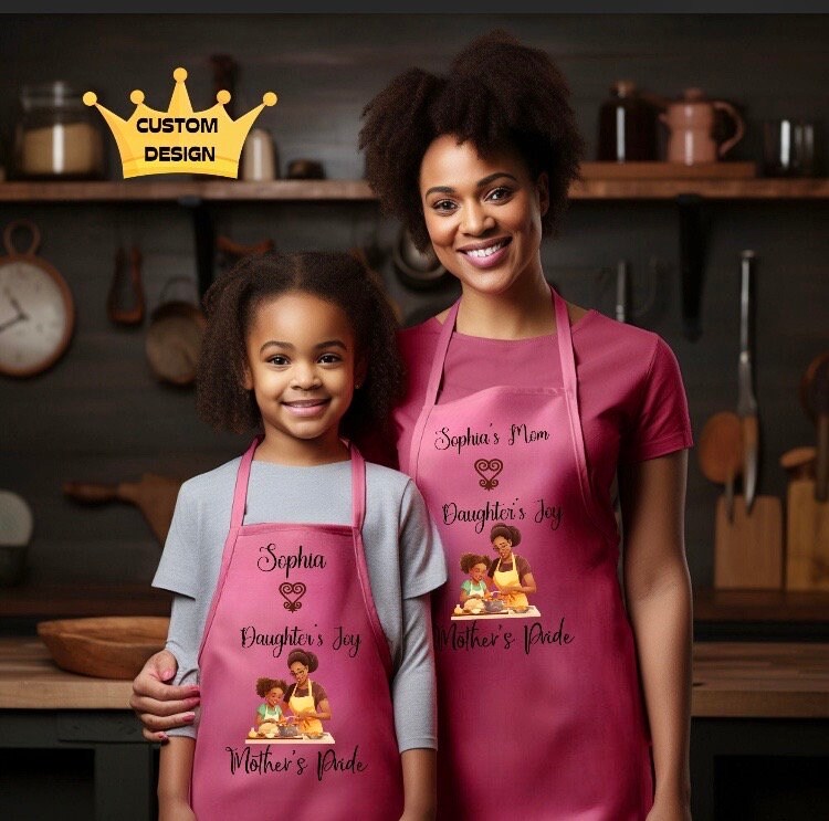 BASHOUT Mother, Daughter Apron Set | (2 pcs) Mama Chef plus Mini Chef  Matching Aprons | Cooking Baking Adjustable Mom and Child Pink Aprons |  Mother's