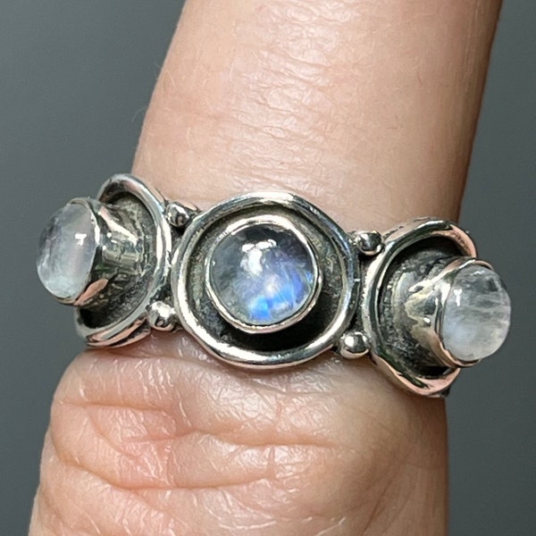 Rainbow Moonstone, Sterling Silver Ring, Vintage 90's New Never worn, Gifts for her, Lunar Magic stones, Size 8