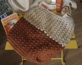 Sac fourre-tout ,  sac grand mère , fait main au crochet, totebag, sac de plage en coton