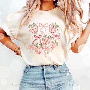 Coquette Strawberry Floral Shirt, Cute Bow Graphic Tee, Cottagecore Aesthetic, Soft Summer Fruit Shirt, Girly Graphic Top, Strawberry Shirt