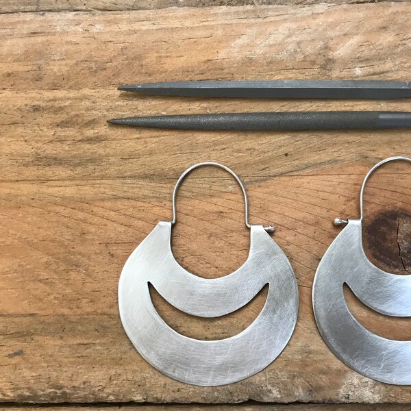 Mapuche earrings. (Chaway) Handmade in 925 sterling silver, lightweight.