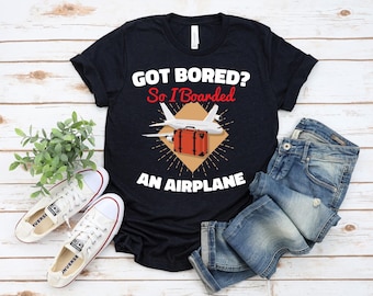 旅行バケーションTシャツ、パスポートスタンプ愛好家Tシャツ、世界旅行者へのツーリストスピリットデーギフト、飛行機旅行シャツ