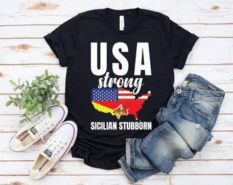 シチリアとアメリカ国旗のTシャツ、イタリアのルーツTシャツ、シチリアの誇りのギフト、イタリアからのアメリカ遺産のお土産、トリナクリアのシンボルであるシチリアTシャツ