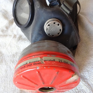 M65 gas mask - Etsy 日本