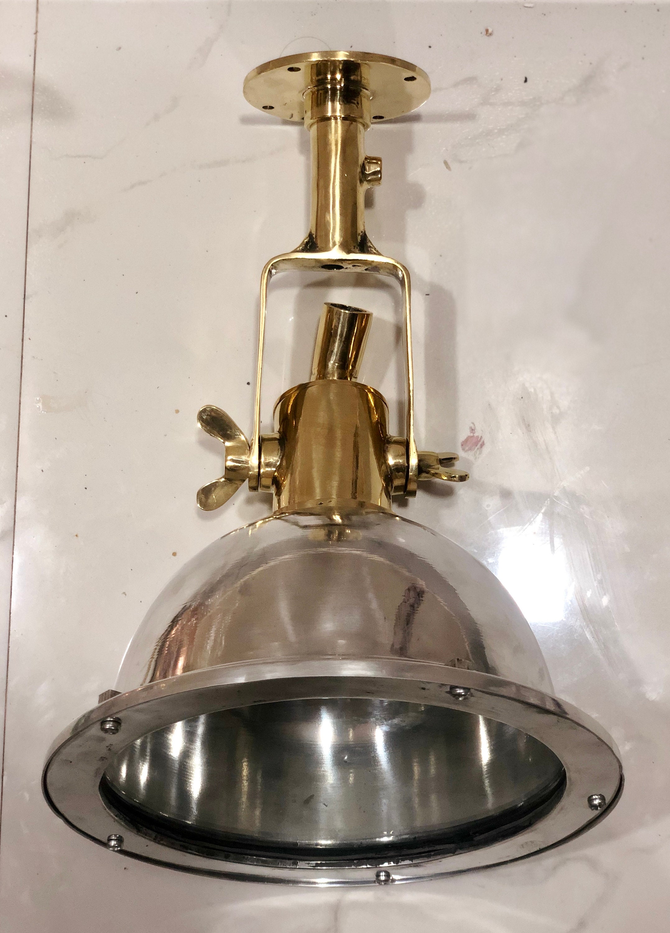 Wall lights in brass. Small nautical and marine style lighting, ART BR410  Brass, 1X12W, IP64