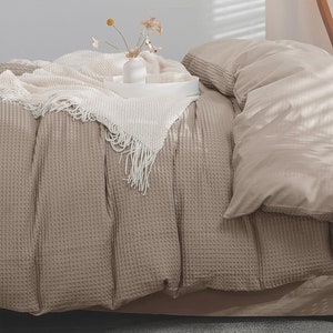 Bettwäsche mit Waffelstruktur 3-teilig: Bettbezug 200x200cm Baumwolle Traumhafter Komfort Beige, 200 x 200 cm 2X 80 x 80 cm Bild 4
