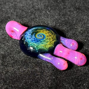 Fume wigwag karmaline pink drip glass blown pendant