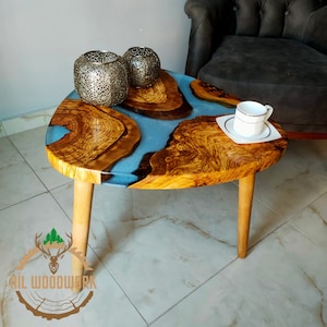Personally Designed Olive Wood Resin Coffee Table, Epoxy Coffee Table with Modern Elegance, Unique Wooden Resin Coffee Table, Sofa Table
