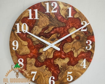 Personalized Olive Wood Resin Wall Clock: Modern Epoxy Design