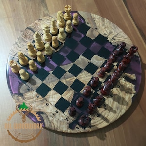 Specially Designed Resin Chess Set, Personalized Chessboard, Handmade Chess Set, Modern Chess Set, Professional Chess Set, Unique Chessboard