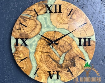 Olive Wood Resin Wall Clock: 20'' Modern Gold Accent Art