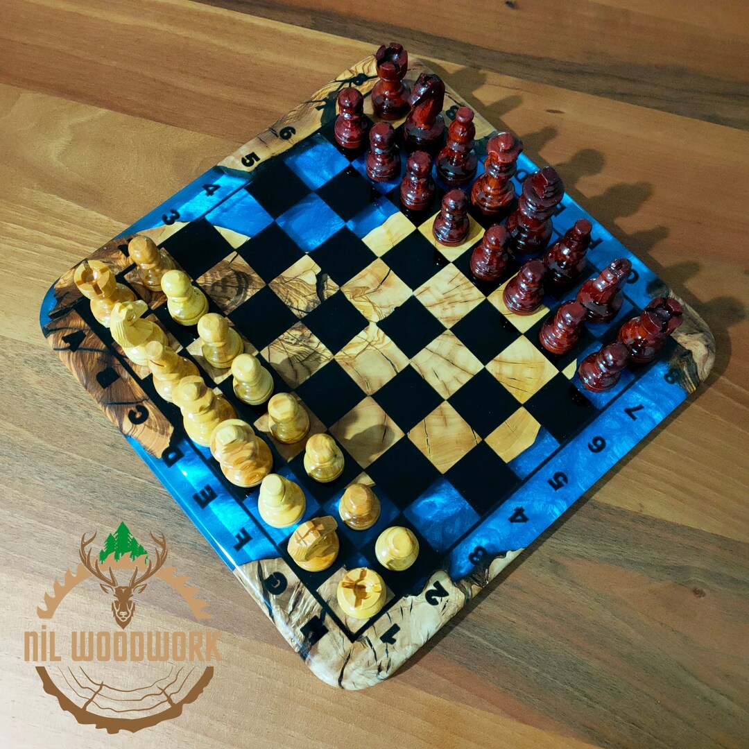 Resin Chess Board Made of Olive Wood, Resin and Wood Chess Set, 12