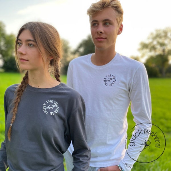 Unisex Longsleeve Fair Wear Baumwolle - TRUST THE UNIVERSE - die Printfarbe ist individualisierbar