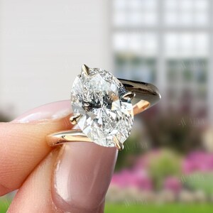 2 Carat Oval Lab Diamond Ring, Oval Lab Diamond Engagement Ring, Moissanite Diamonds, Dainty Minimalist Oval Diamond Ring Solitaire Rings