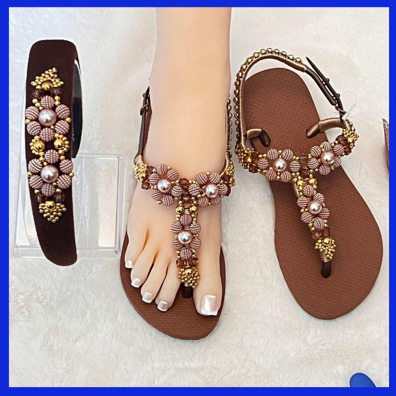 Handveredelte Havaianas You Paraty–Dunkelblau–Flip Flops mit Perlen & Blumen – Unikat – Sommer Sandalen –Geschenkidee Blumenmotive Bild 3