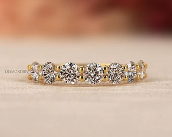 Anillo de boda de siete piedras con diamantes redondos cultivados en laboratorio de 2 quilates, anillo de media eternidad con engaste en U en oro macizo de 14 quilates, anillo apilable a juego para ella.