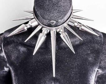 1of1 handgemaakte Extreme puntige Choker in gerecycled leer - Goth, Punk, Heks, Rave, Burning Man, Gothic, Metal, Rock, spikes, spike, Techno