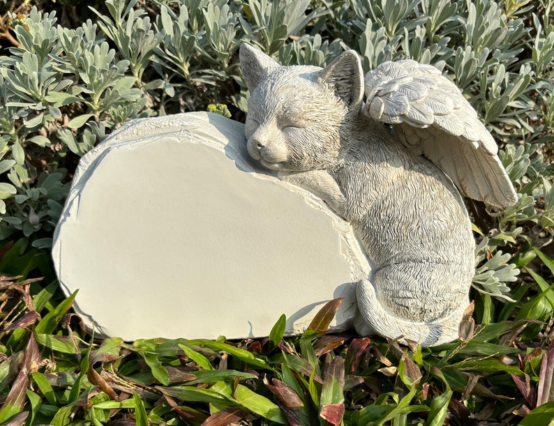 Personalized Cat Angel Pet Memorial Grave Marker Statue Engraved With