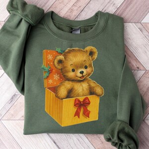 Vintage Christmas Teddy Bear Crewneck Sweatshirt Teddy Bear Sweatshirt Holiday Sweatshirt Vintage Sweatshirt Teddy Bear Gift Cute Sweatshirt
