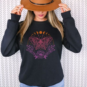Celestial Lunar Moth Crewneck Sweatshirt, Moth Sweater, Butterfly Sweatshirt, Moon Sweatshirt, Gift for Her, Gift for Girlfriend, Lunar
