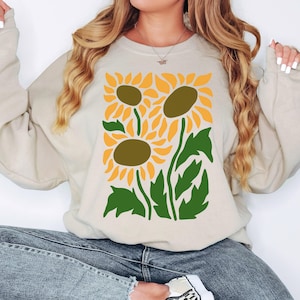 Boho Sunflower Crewneck Sweatshirt Sunflower Gift Sunflower Lover Floral Sweatshirts Trendy Sweatshirt Nature Lover Gift Plant Sweatshirt