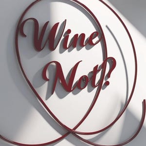 キッチン ウォール アート、デジタル ダウンロード、すっきりとしたエレガントな文字で「Wine Not?」という引用文が書かれた、洗練されたミニマリスト デザイン。