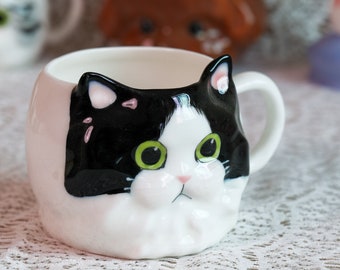 Handmade Ceramic Mug. Hand Painted Long Hair Cat Mug. Personalized Cup. Coffee Lover Gifts. Cat Lover. Housewarming Gifts. Glaze Ceramic