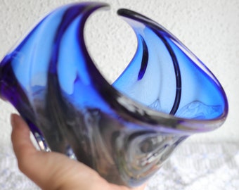 ヴィンテージムラーノスタイルの青いガラスボウル：曲線的なセンター