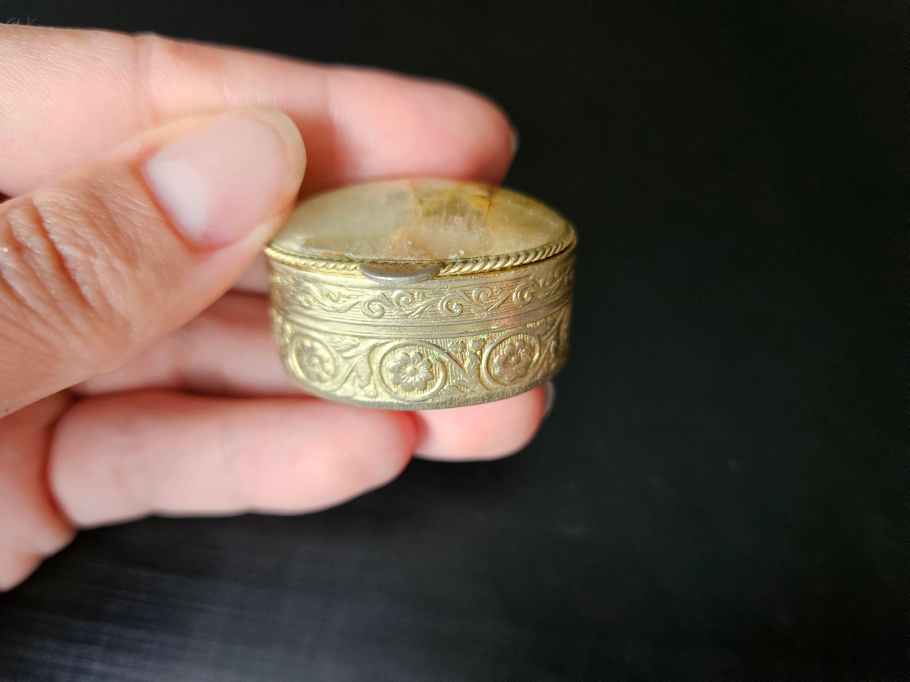 ヴィンテージオニキス真鍮製小物入れ：小さなジュエリー収納 - Etsy 日本