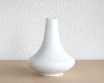 White bud vase, Vntg porcelain vase, Mid-Century white vase, GEROLD PORZELLAN BAVARIA, White Porcelain Vase, Vintage bud vase, gift for mom