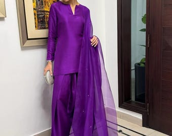 Silk Farshi Salwar Kameez: Pakistani Dress with Organza Dupatta