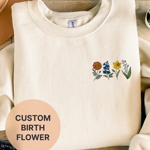 Gepersonaliseerde geboortebloem geborduurde sweatshirt, gepersonaliseerd cadeau voor moeders met geborduurde bloemen, Moederdagcadeau, sentimenteel cadeau