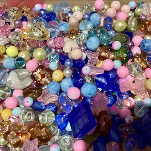 Large 150g Glass Beads Pastel Colour Mix Bead Pack various sizes 5-25mm with 2m Crystal Clear Bead Thread