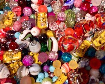 Large 100g Glass Beads Multi Mix Bead Pack various sizes 5-25mm with 2m of Crystal Clear BeadThread